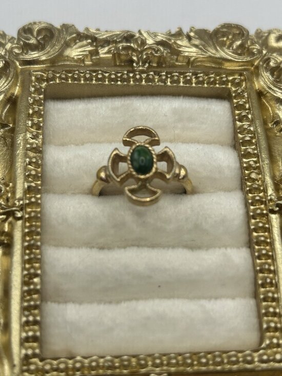 Avon Jewelry - Vintage 1973 Avon Baroness Ring Gold Tone Faux Jade Maltese Cross Size 7.5 Gift